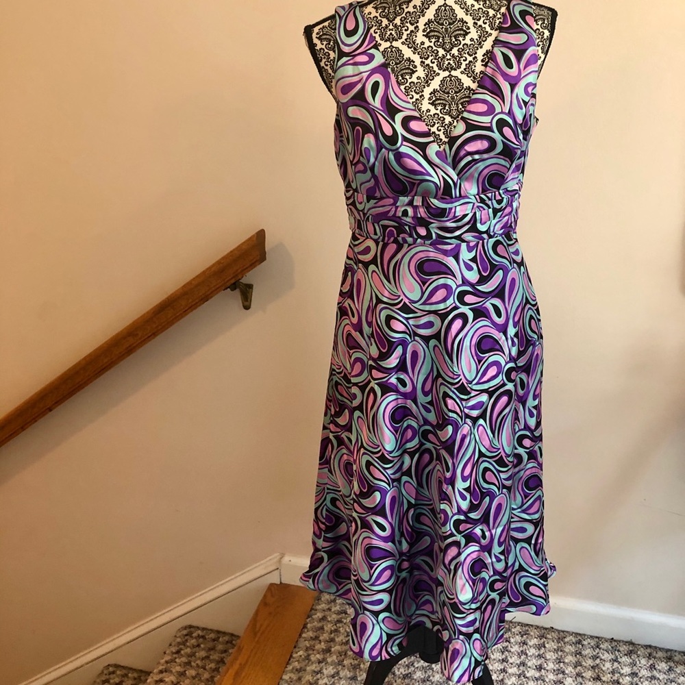 Laundry by Shelli Segal 100% Silk Dress!  🎉